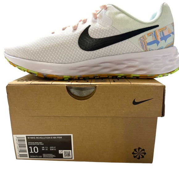 NEW NIKE WOMENS REVOLUTION 6 NN PRM RUNNING SHOES WHITE DK SMOKE GREY MULTI Sz10 - Picture 9 of 9